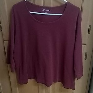 Burgundy quarter length sleeve XL Blair pull over.